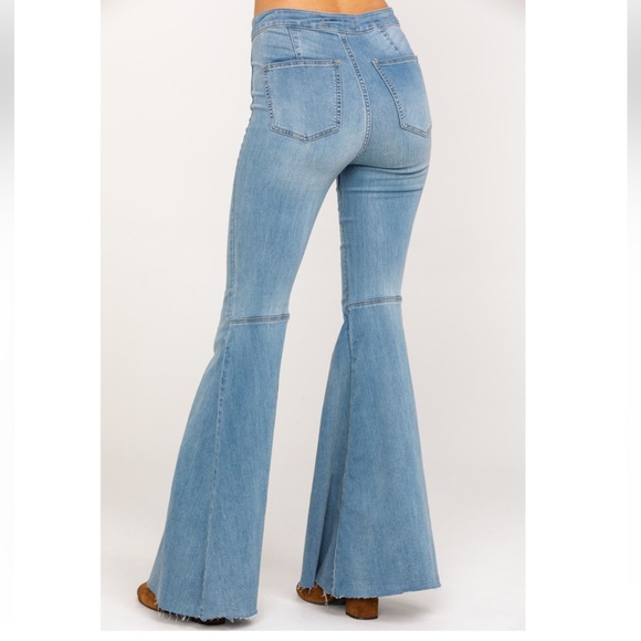 Free People Just‎ Float On High Rise Flare Jeans / 26R - Picture 3 of 5